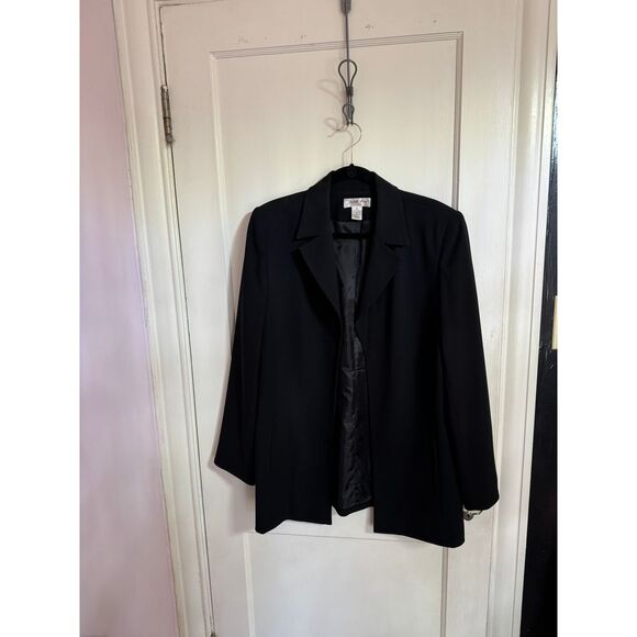 Judith Hart Jackets & Blazers - Judith Hart Collection‎ Blazer
